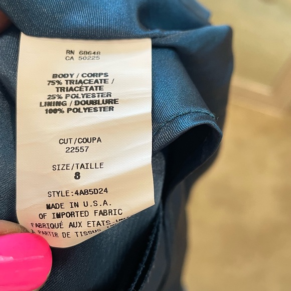 ABS rose sleeved dress - Picture 15 of 15